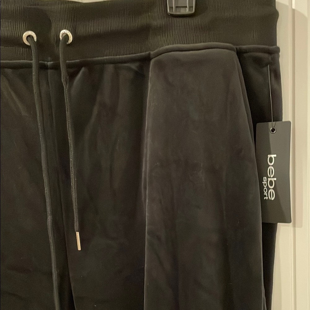 Bebe Sport Women’s Plush Jogger Black